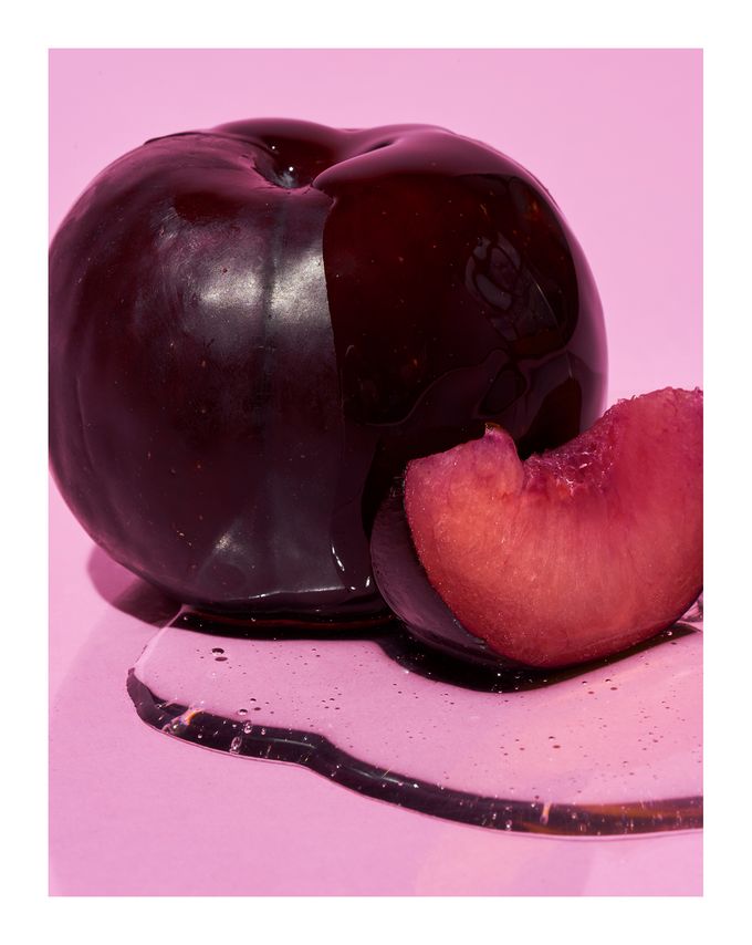 سيروم الهيالورونيك Plum Plump من Glow Recipe