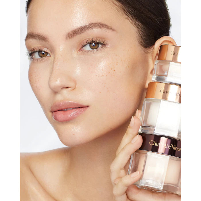 Charlotte Tilbury Charlotte's Magic Cream Moisturizer مع حمض الهيالورونيك، 15 مل