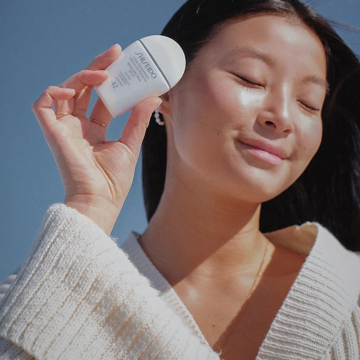 Shiseido Urban Environment Oil-Free UV Protector Broad Spectrum Face Sunscreen SPF 42, 30 ml